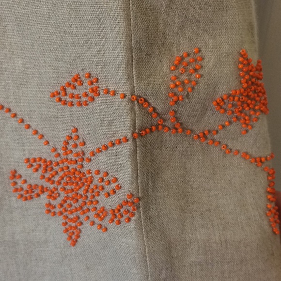 Ann Taylor LOFT linen crop pants w/  orange beads - Picture 8 of 8